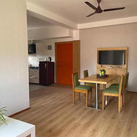 Casa Willow Dibrugarh Bagian luar foto